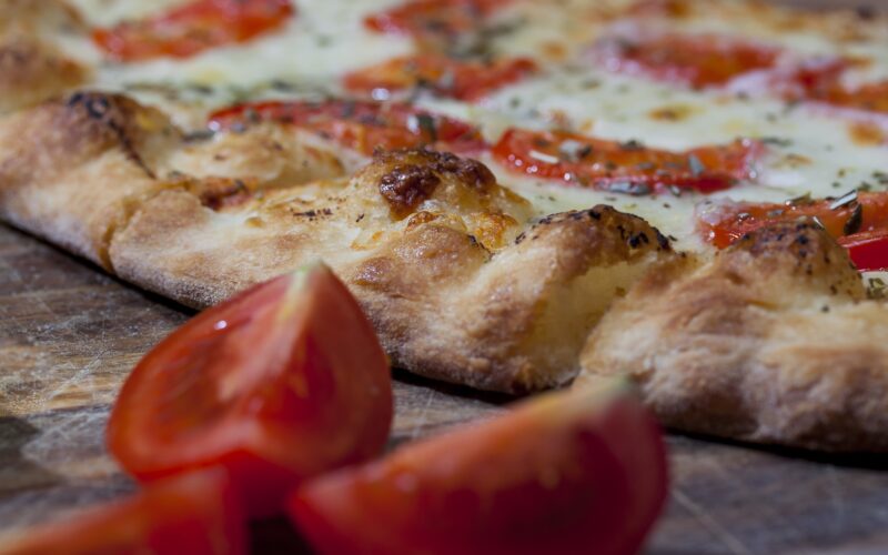 Pět rad, aby Vaše domácí pizza chutnala jako z pizzerie