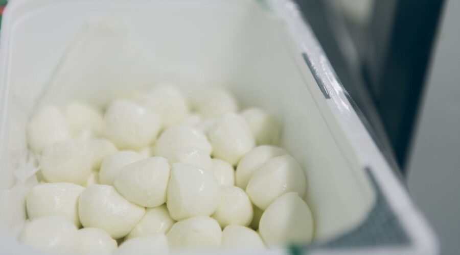 TRICK – Eine wässrige Pizza mit frischem Mozzarella? Die Lösung ist einfach