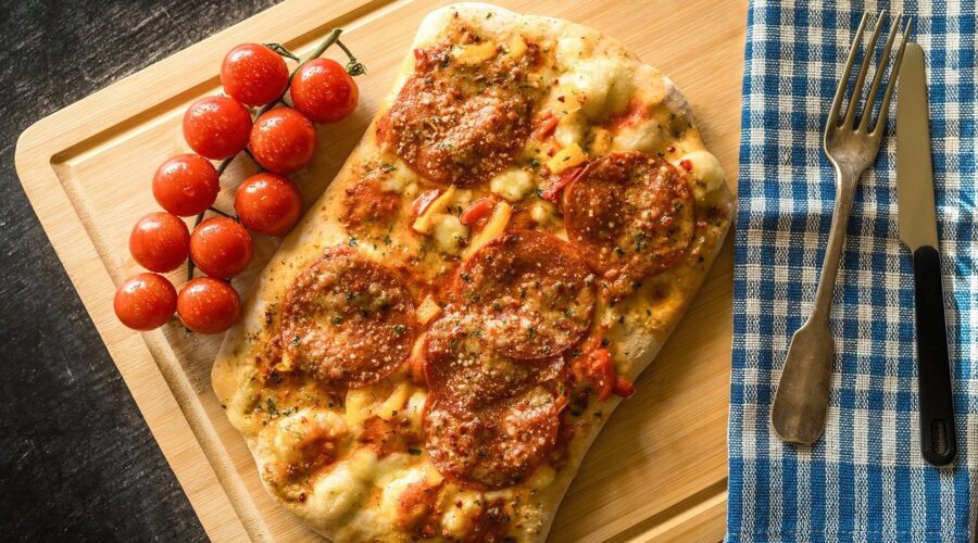 Pinsa Romana vs. Pizza – Was ist Pinsa Romana und wie unterscheidet sie sich von Pizza?
