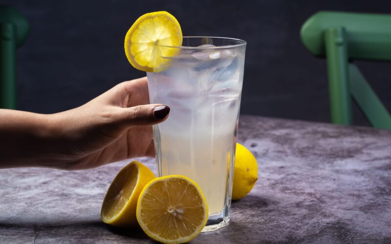 Co pít k pizze bez alkoholu? Nealko párování ke každému druhu